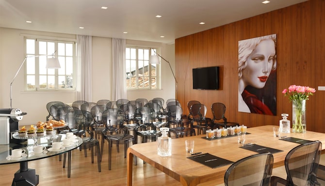 Sala riunioni del penthouse