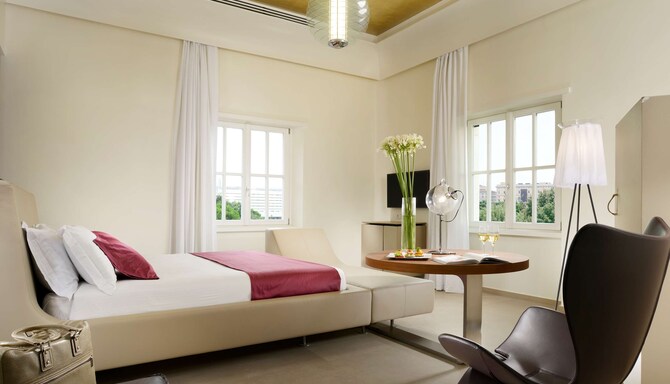 Palazzo Montemartini Rome, A Radisson Collection - Premium Collection Room