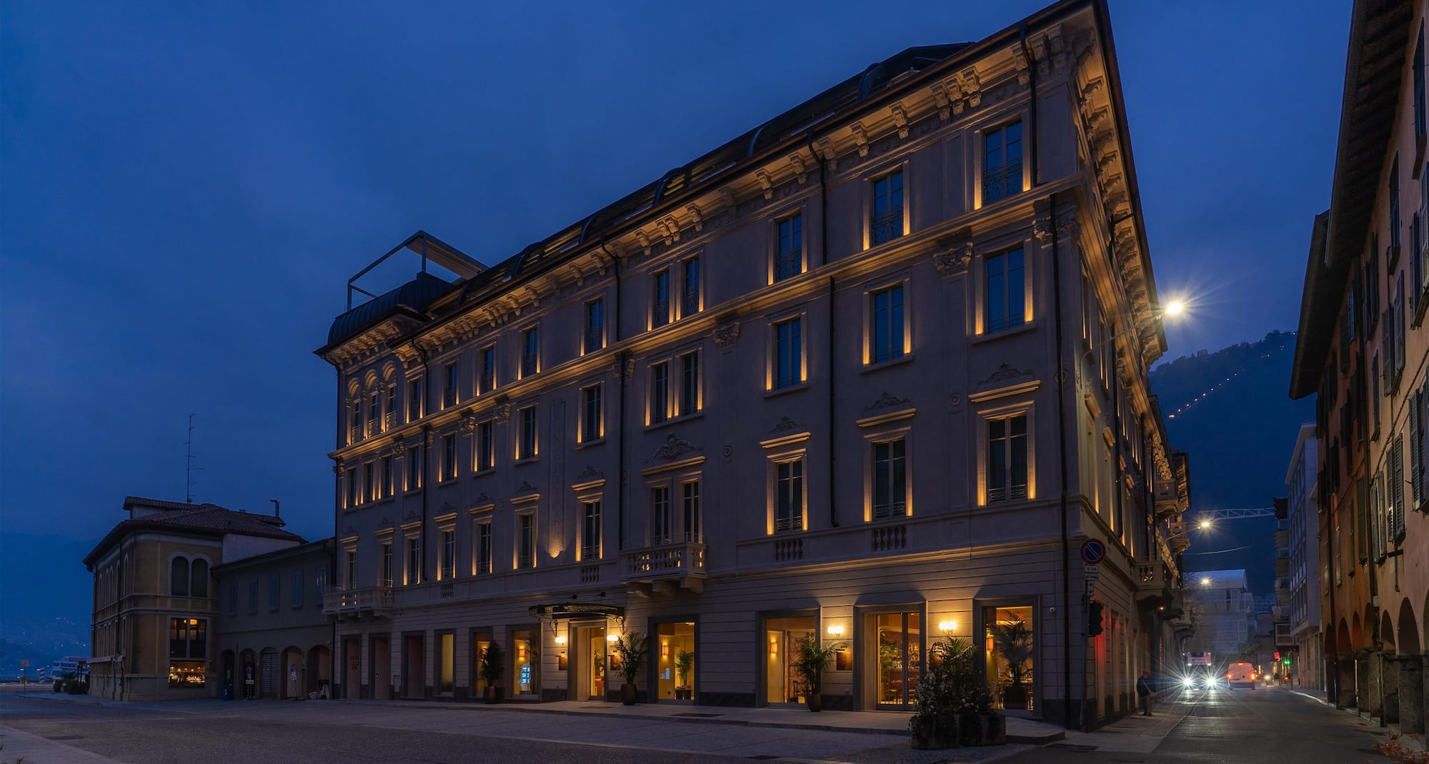 Palazzo San Gottardo Lake Como, a Radisson Collection - Palazzo San Gottardo by Night