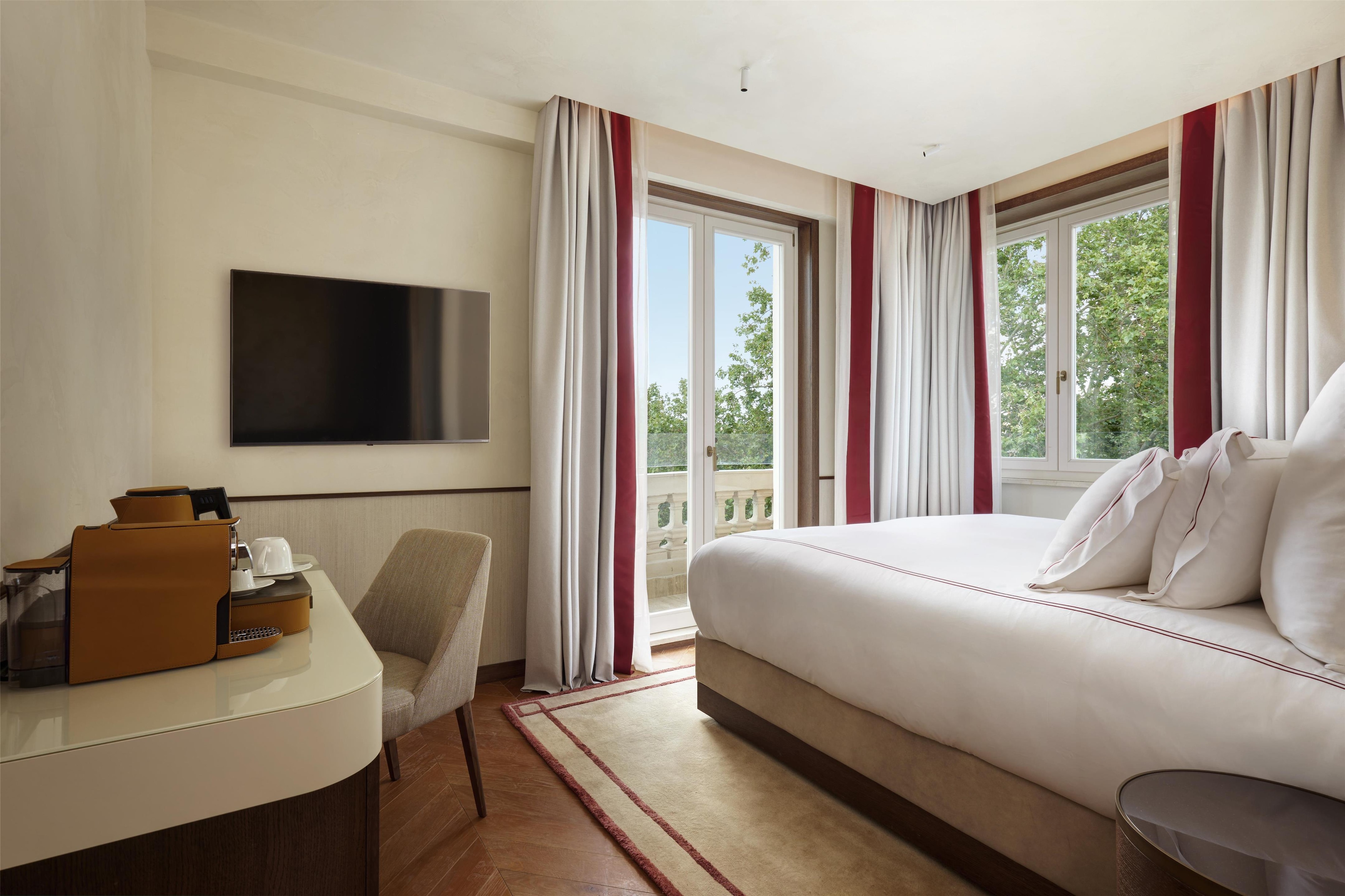 Palazzo Sanzio Rome, A Radisson Collection Hotel - Premium Room