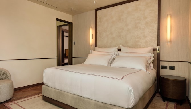 Palazzo Sanzio Rome, A Radisson Collection Hotel - Suite
