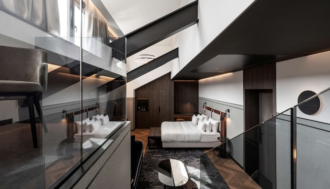 Palazzo Touring Club Milan, A Radisson Collection Hotel - One Bedroom Suite