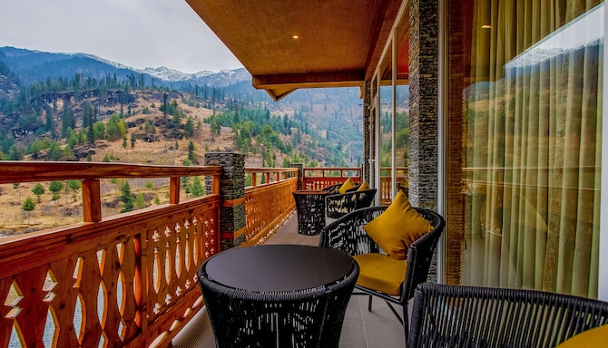 Palchan Hotel & Spa, a member of Radisson Individuals Retreats - Guest Room Balcony