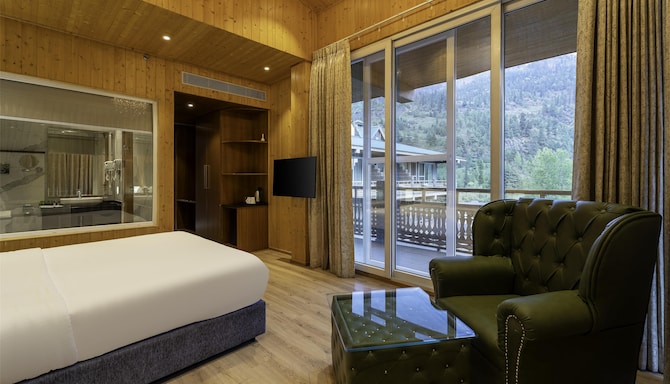 Palchan Hotel & Spa, a member of Radisson Individuals Retreats - Deluxe Room