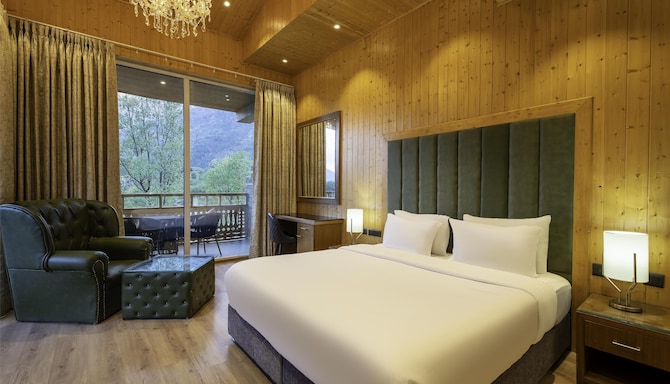Palchan Hotel & Spa, a member of Radisson Individuals Retreats - Deluxe Room