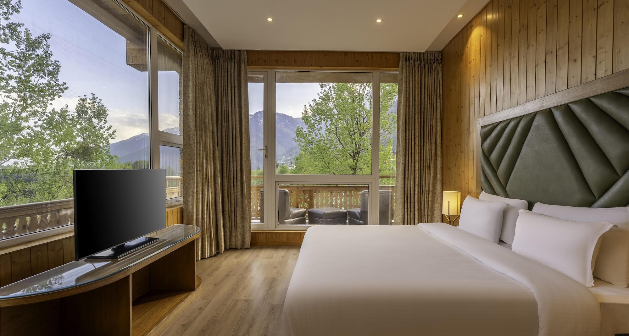 Palchan Hotel and Spa, a member of Radisson Individuals Retreats - One Bedroom Suite Room