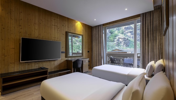 Palchan Hotel & Spa, a member of Radisson Individuals Retreats - Twin Bed Suite