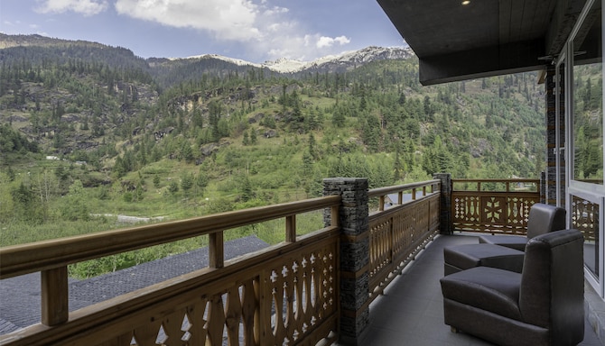 Palchan Hotel & Spa, a member of Radisson Individuals Retreats - Suite Balcony - 2 Bedroom