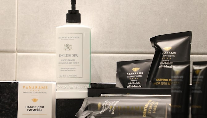 Panarams Tashkent Hotel, a member of Radisson Individuals - Bath amenities