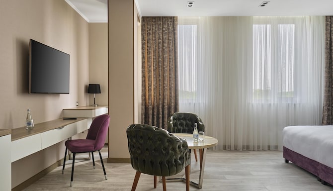 Panarams Tashkent Hotel, a member of Radisson Individuals - Misafir Odası