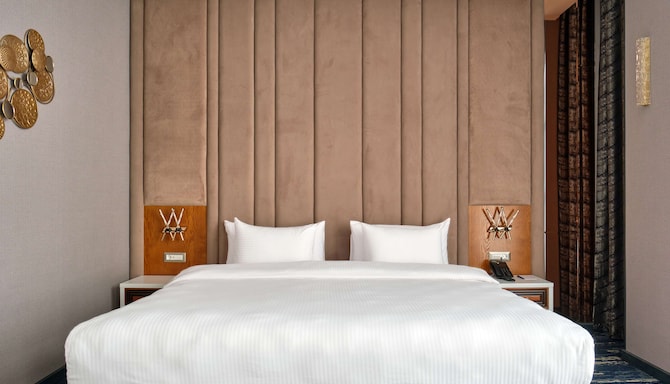 Panarams Tashkent Hotel, a member of Radisson Individuals - Suite with whirlpool bath