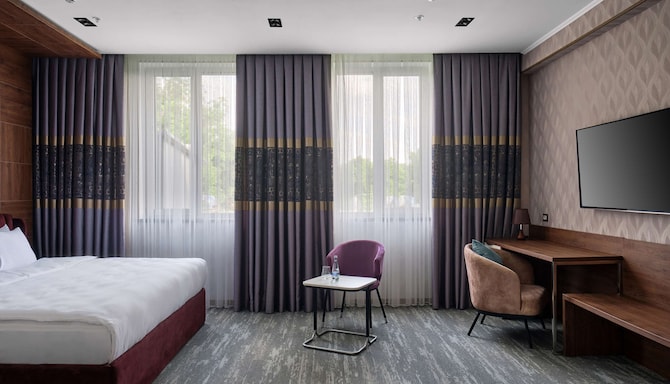 Panarams Tashkent Hotel, a member of Radisson Individuals - Suite & Premium Suite