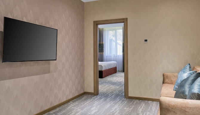 Panarams Tashkent Hotel, a member of Radisson Individuals - Premium Suite Room