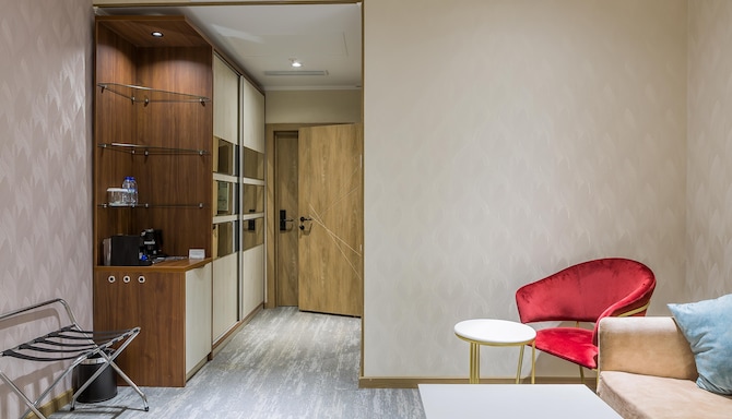 Panarams Tashkent Hotel, a member of Radisson Individuals - Süit