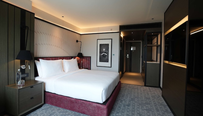 Parallel Hotel Udaipur, a member of Radisson Individuals - Premium Room