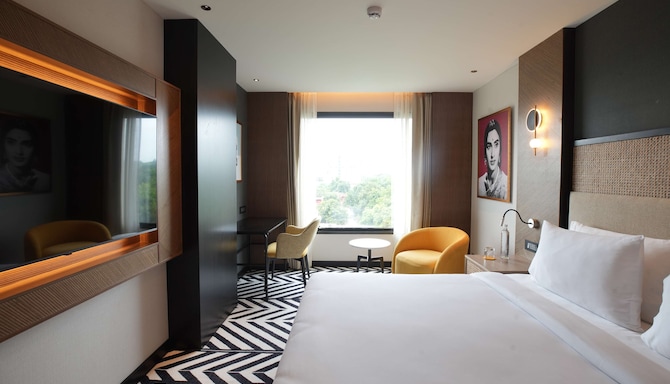 Parallel Hotel Udaipur, a member of Radisson Individuals - Premium Room
