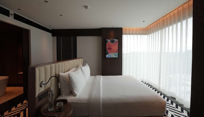 Parallel Hotel Udaipur, a member of Radisson Individuals - Suite