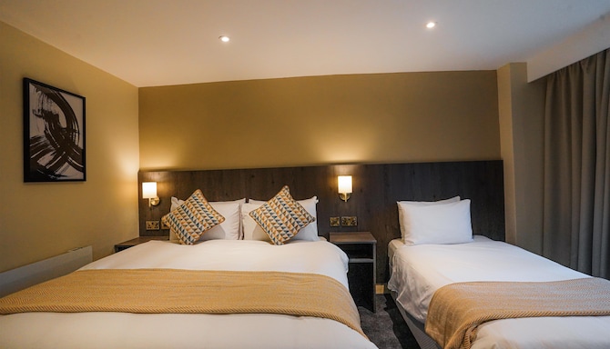 Park Hall Hotel and Spa Lancashire, a member of Radisson Individuals - Family Room