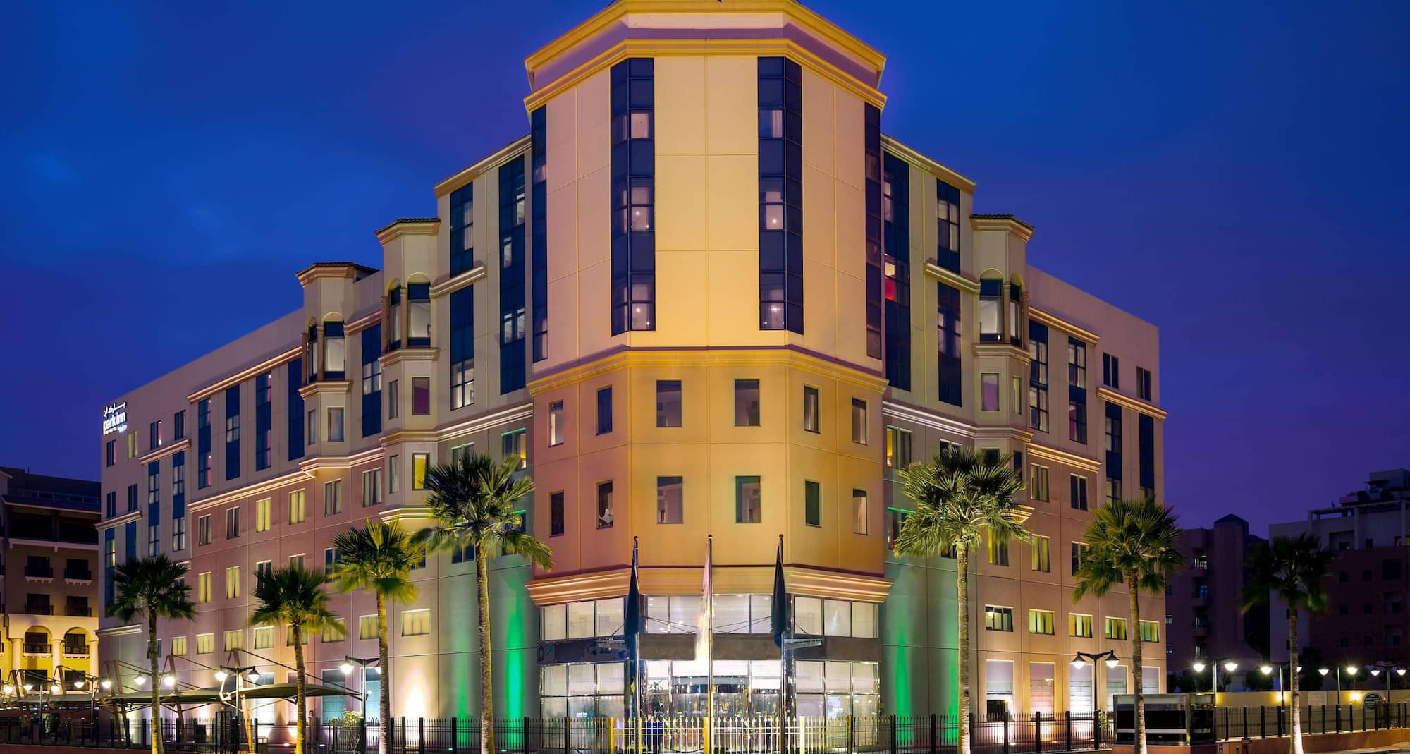 Park Inn By Radisson Al Khobar - Hotel exterior