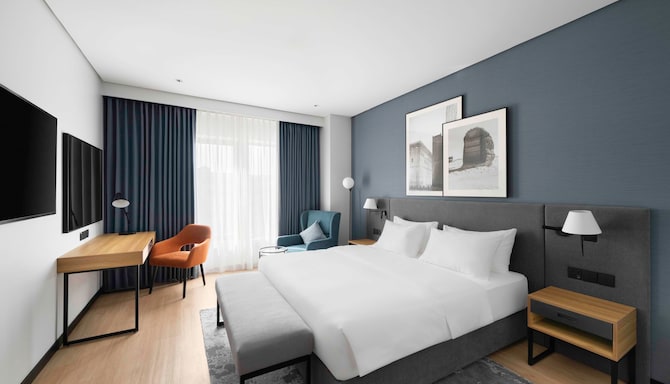 Park Inn by Radisson Al Khobar - Premium & Superior King Room