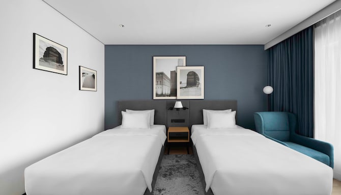 Park Inn by Radisson Al Khobar - Premium & Superior Twin Room