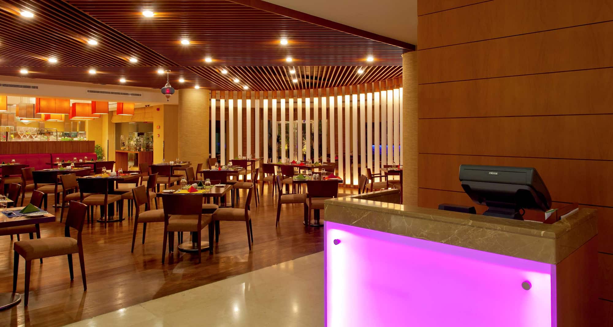 فندق بارك إن باي راديسون الخبر - مطعم