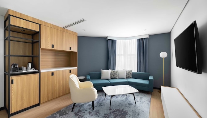 Park Inn by Radisson Al Khobar - Suite