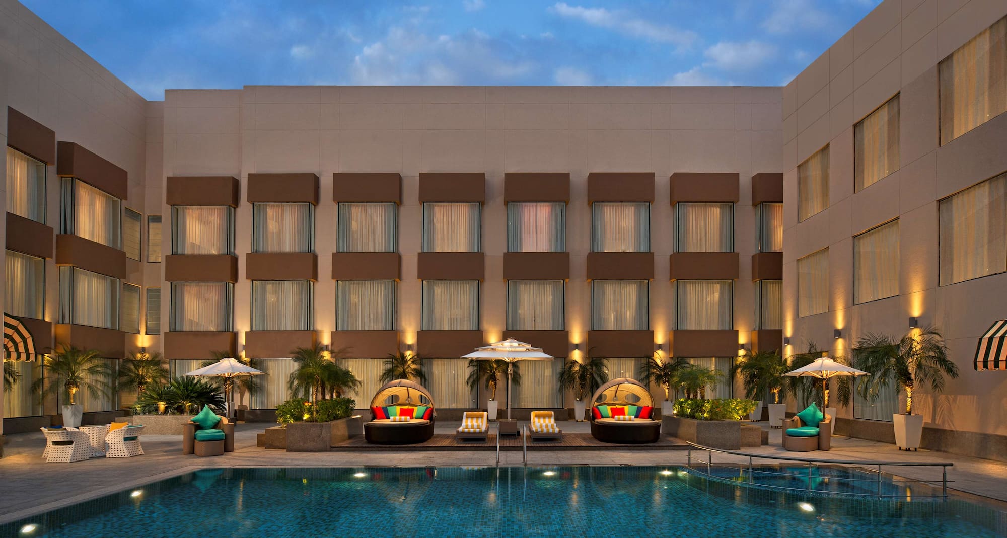 Park Inn by Radisson Amritsar Airport - Swimming Pool