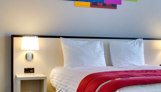 Park Inn by Radisson Amsterdam Airport Schiphol - Kamer met king bed