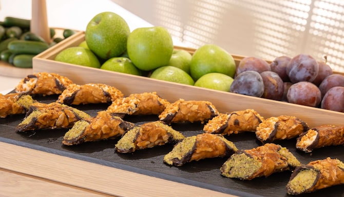 Park Inn by Radisson Amsterdam City West - Breakout Food and Drinks