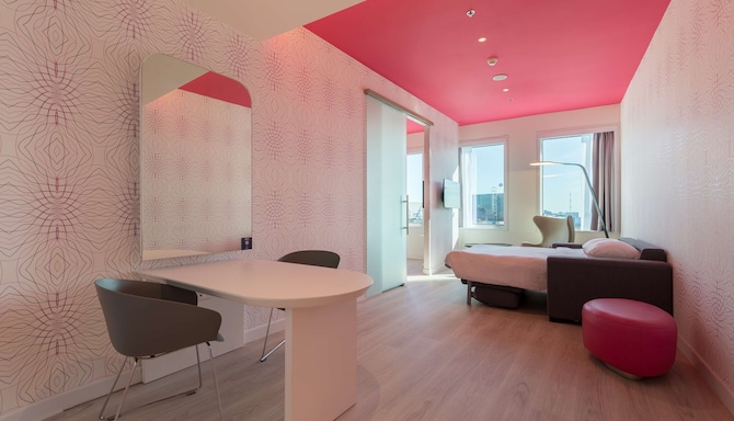 Park Inn by Radisson Amsterdam City West - Family Room