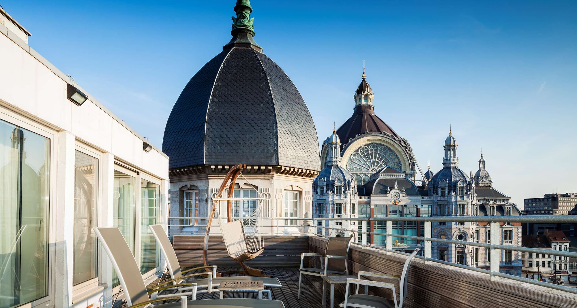 Park Inn by Radisson Antwerp City Centre - Junior Suite with terrace