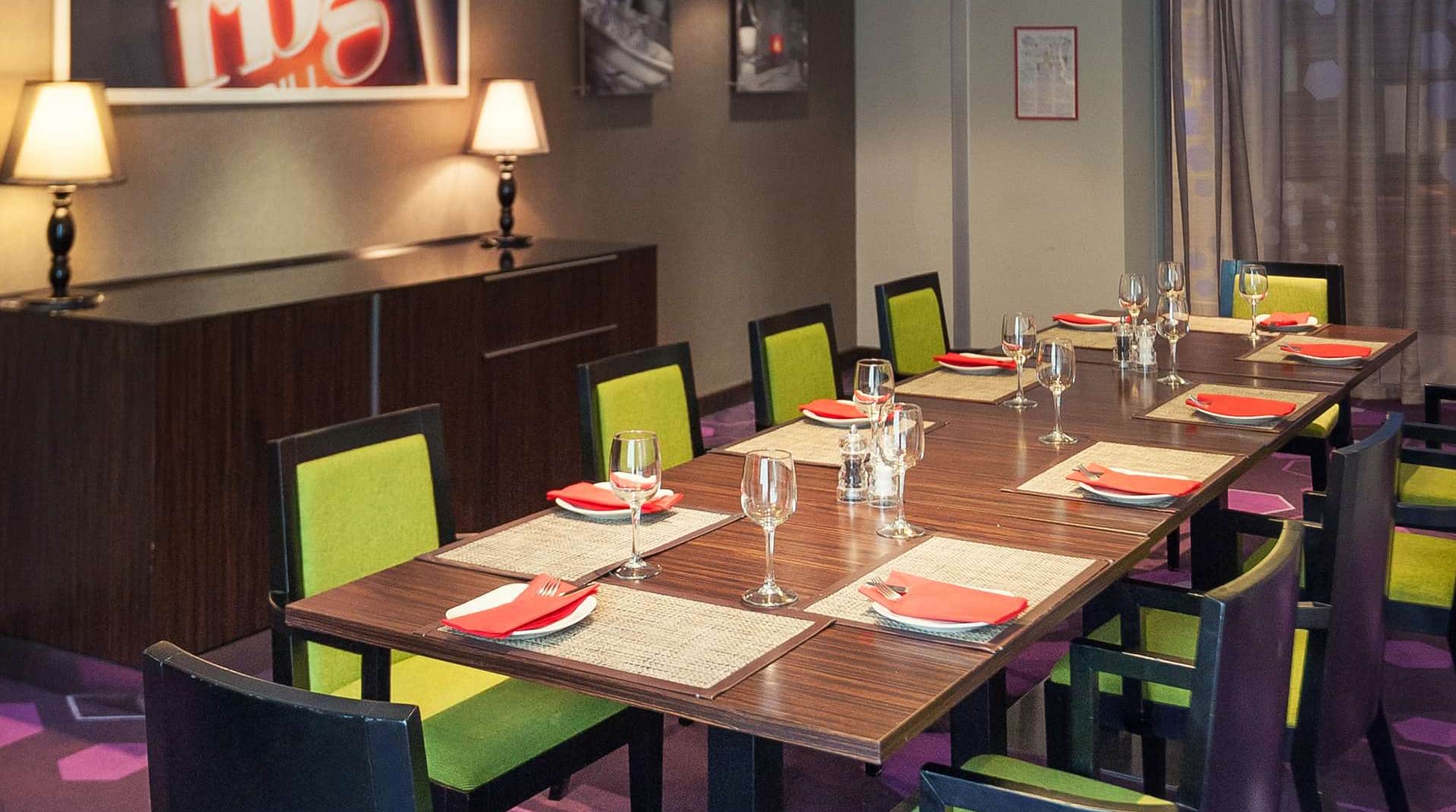 Park Inn by Radisson Astana - Restaurant
