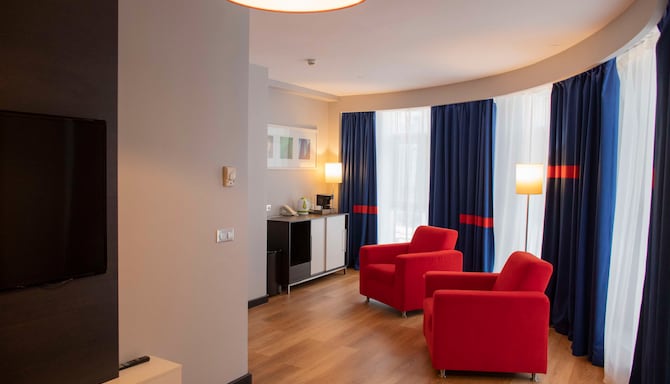 Park Inn by Radisson Astana - Люкс