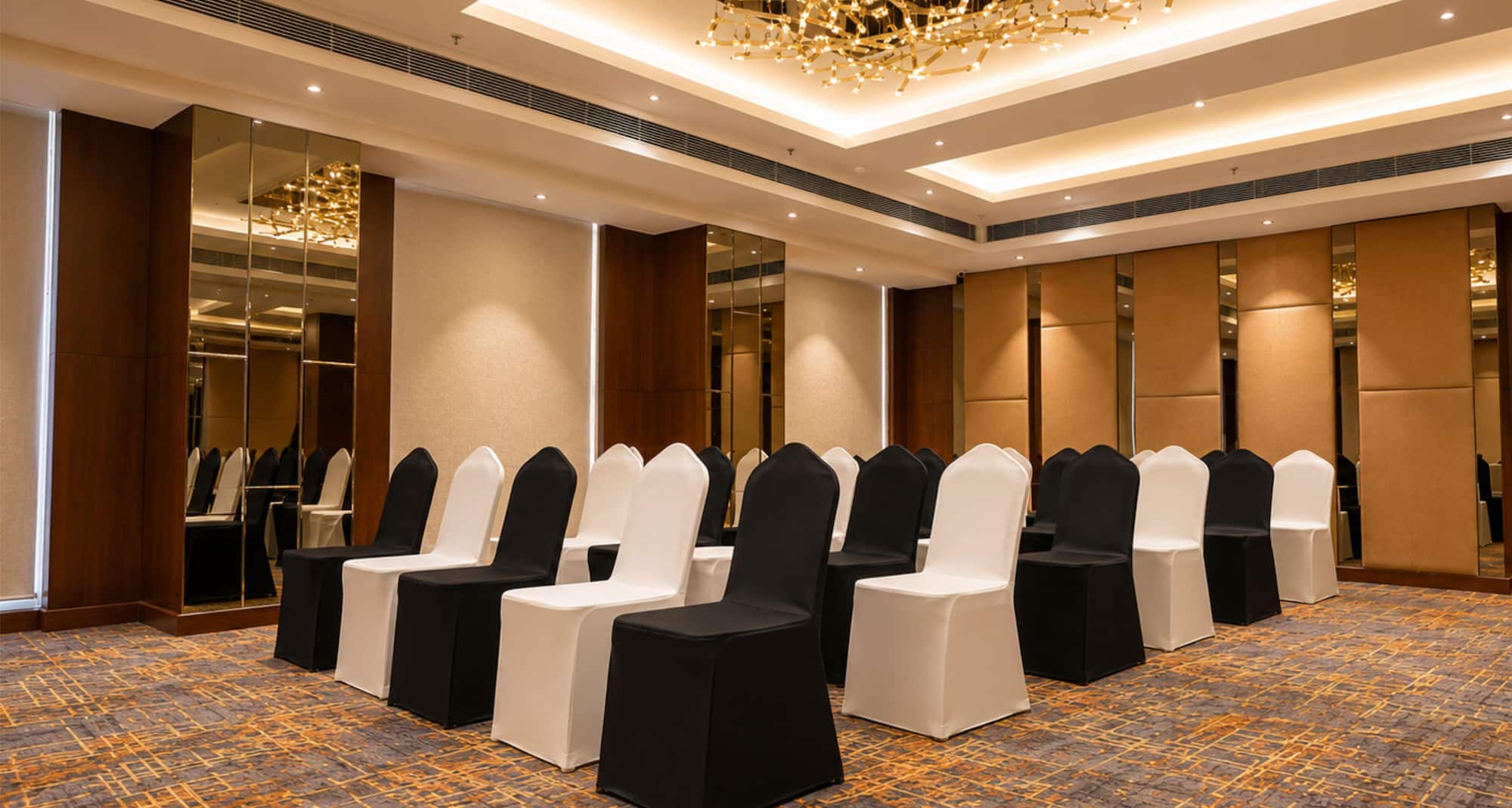 Park Inn by Radisson Ayodhya - Meeting Room