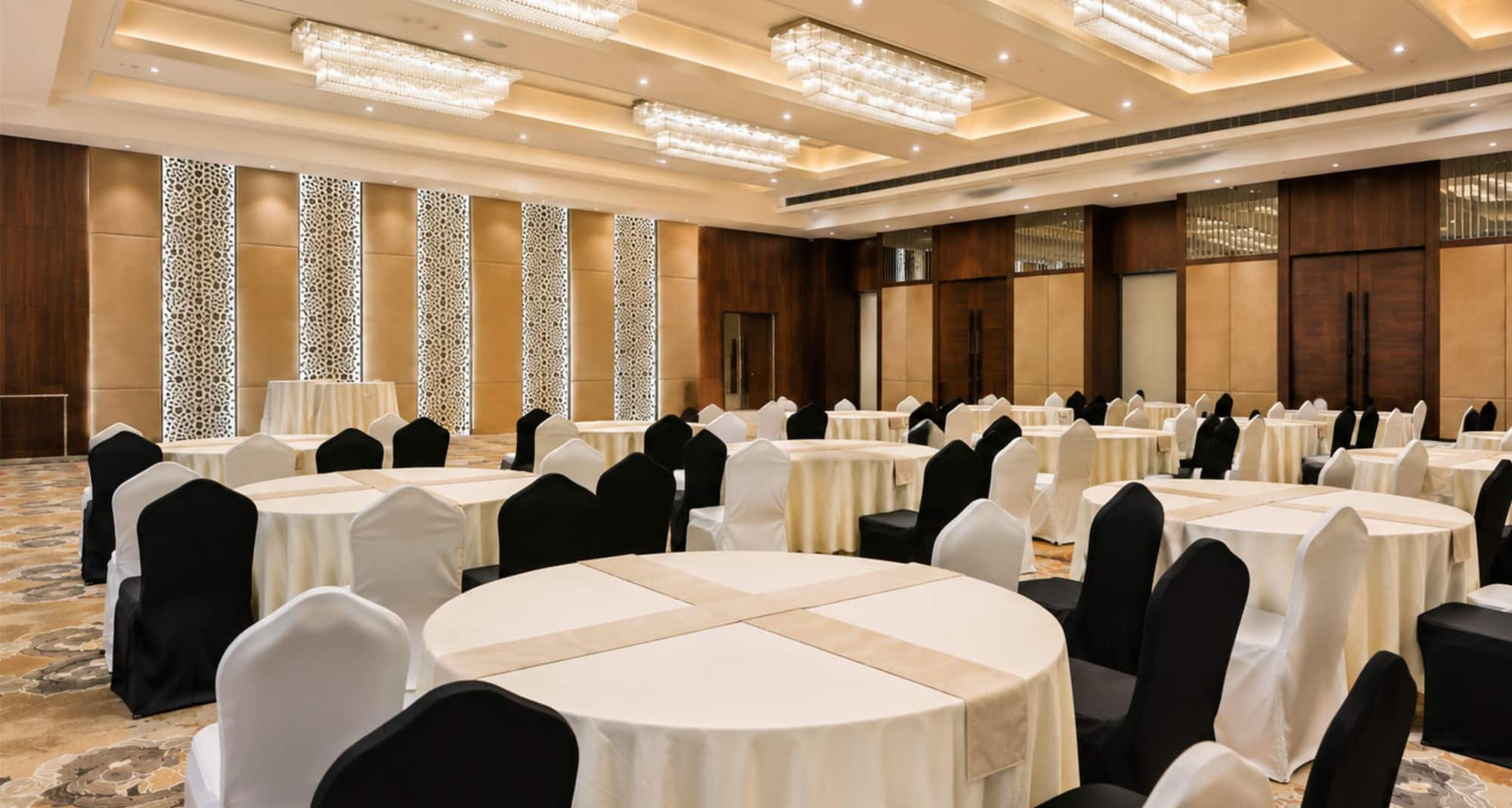 Park Inn by Radisson Ayodhya - Meeting Room