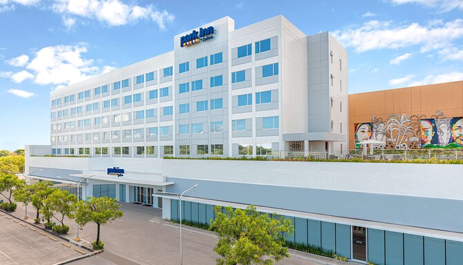 Park Inn By Radisson Bacolod - Exterior