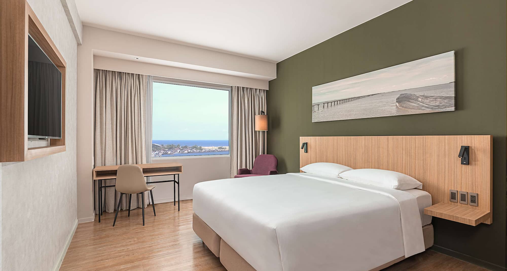 Park Inn by Radisson Bacolod - Deluxe Room - upper floors