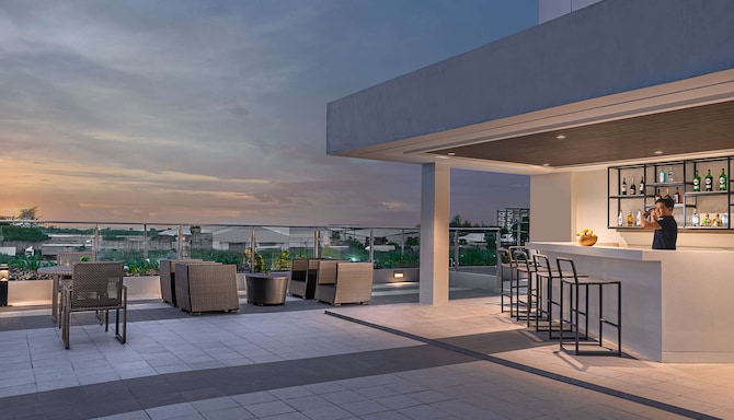 Park Inn By Radisson Bacolod - Pool bar