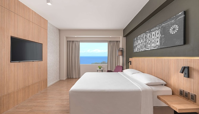 Park Inn by Radisson Bacolod - Junior Suite - upper floors