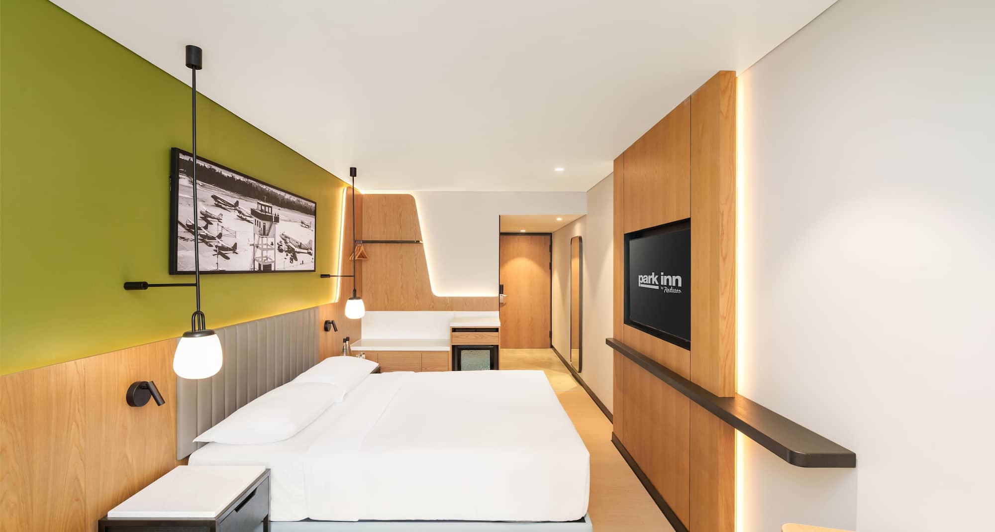 Park Inn by Radisson Bengaluru Whitefield - Superior Room Bedroom