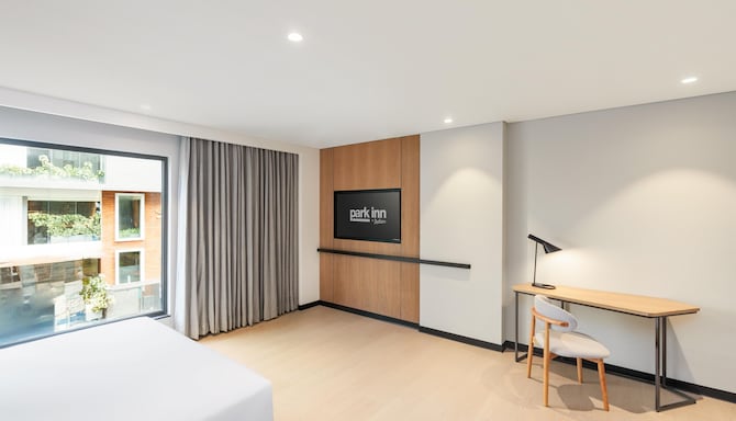 Park Inn by Radisson Bengaluru Whitefield - Junior Suite Living Area