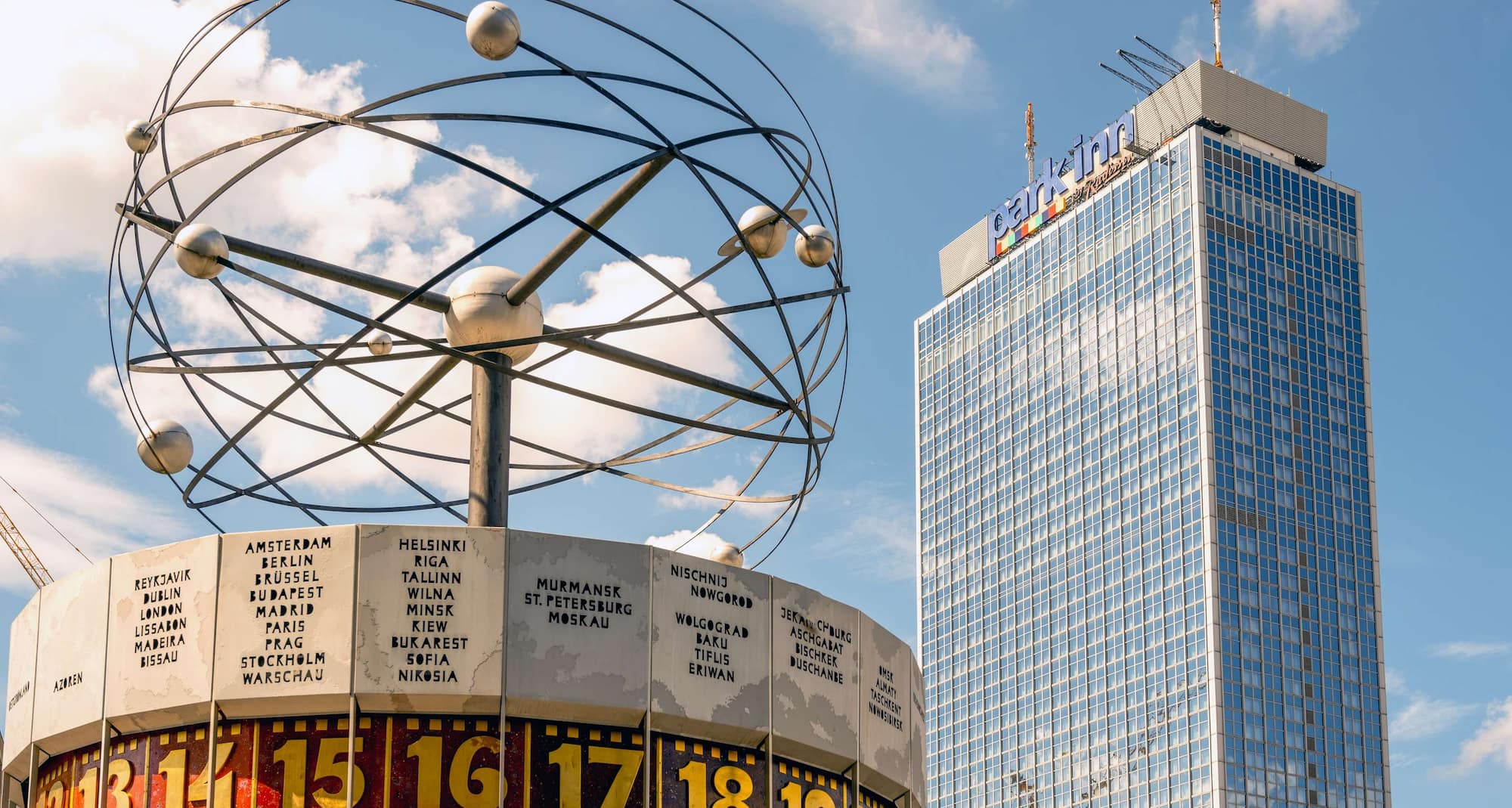Park Inn by Radisson Berlin Alexanderplatz - Hotel Exterior