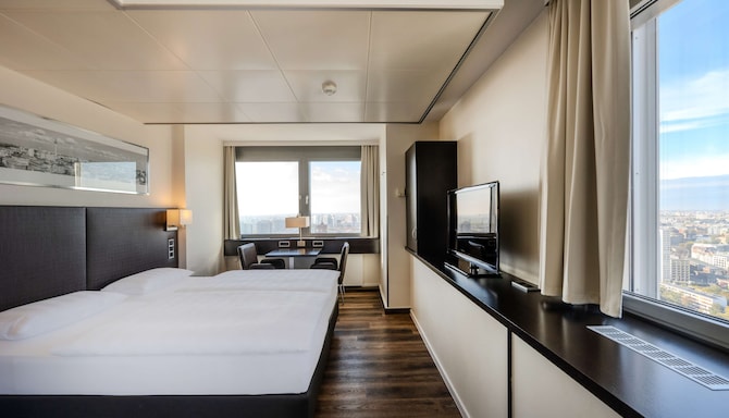 Park Inn by Radisson Berlin Alexanderplatz - 客房/住宿