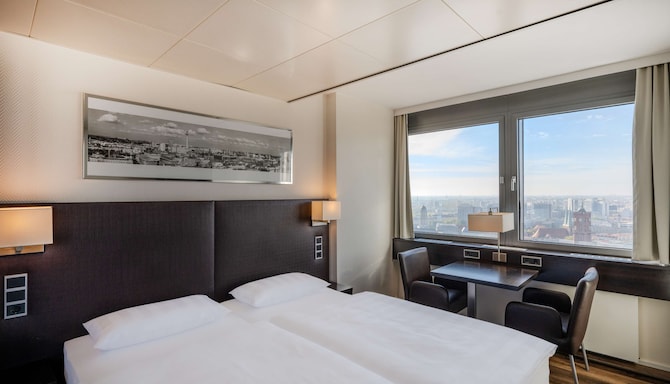 Park Inn by Radisson Berlin Alexanderplatz - 客房/住宿