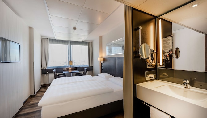 Park Inn by Radisson Berlin Alexanderplatz - 客房/住宿