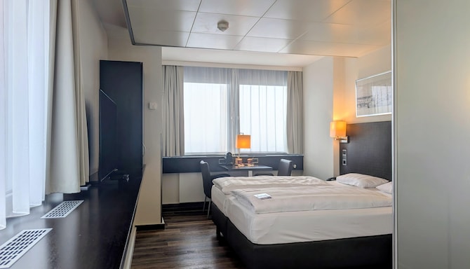 Park Inn by Radisson Berlin Alexanderplatz - Gaestezimmer