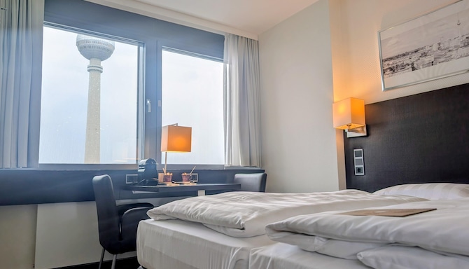 Park Inn by Radisson Berlin Alexanderplatz - Gaestezimmer