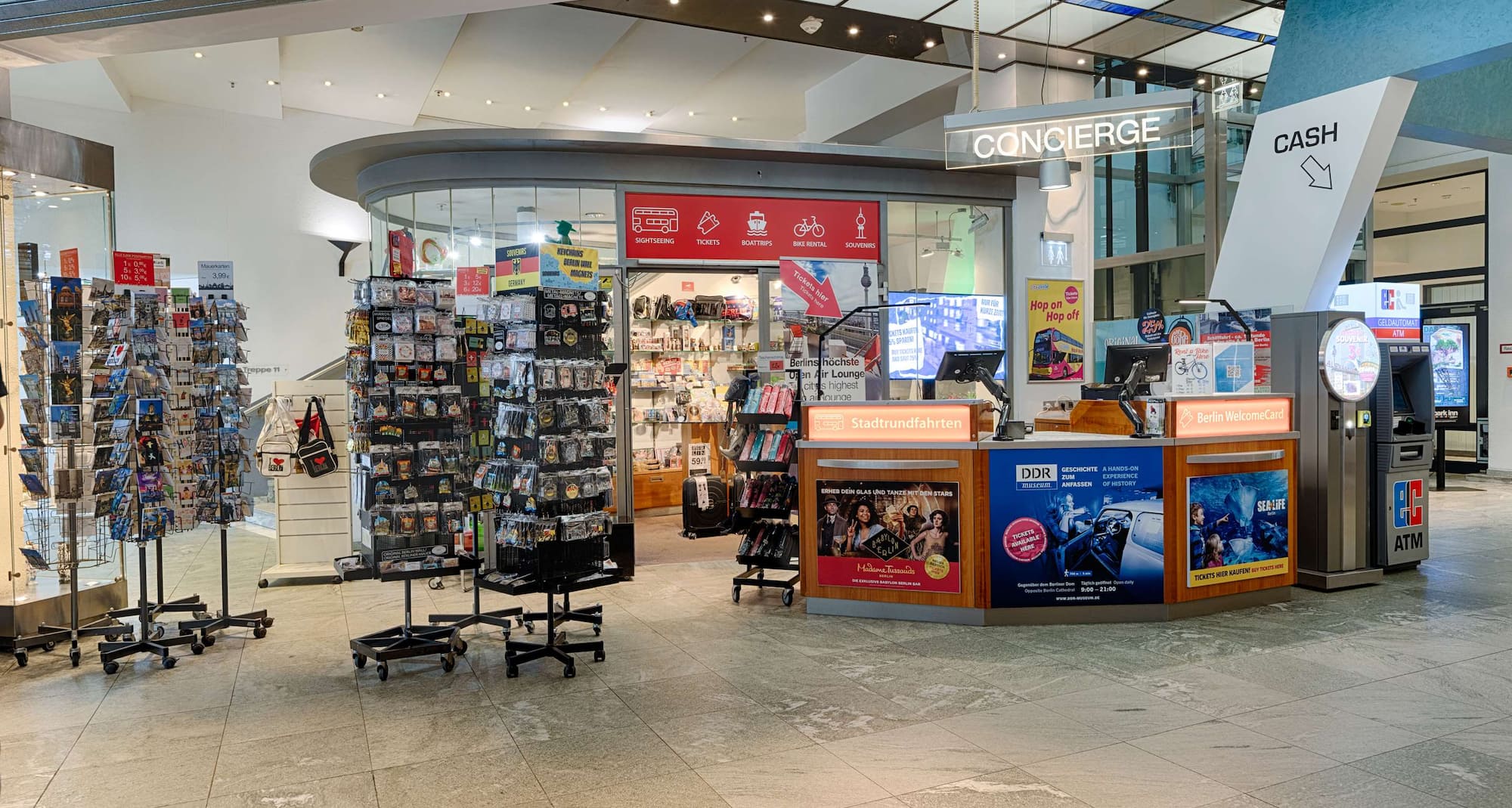 Park Inn by Radisson Berlin Alexanderplatz - Lobby Concierge