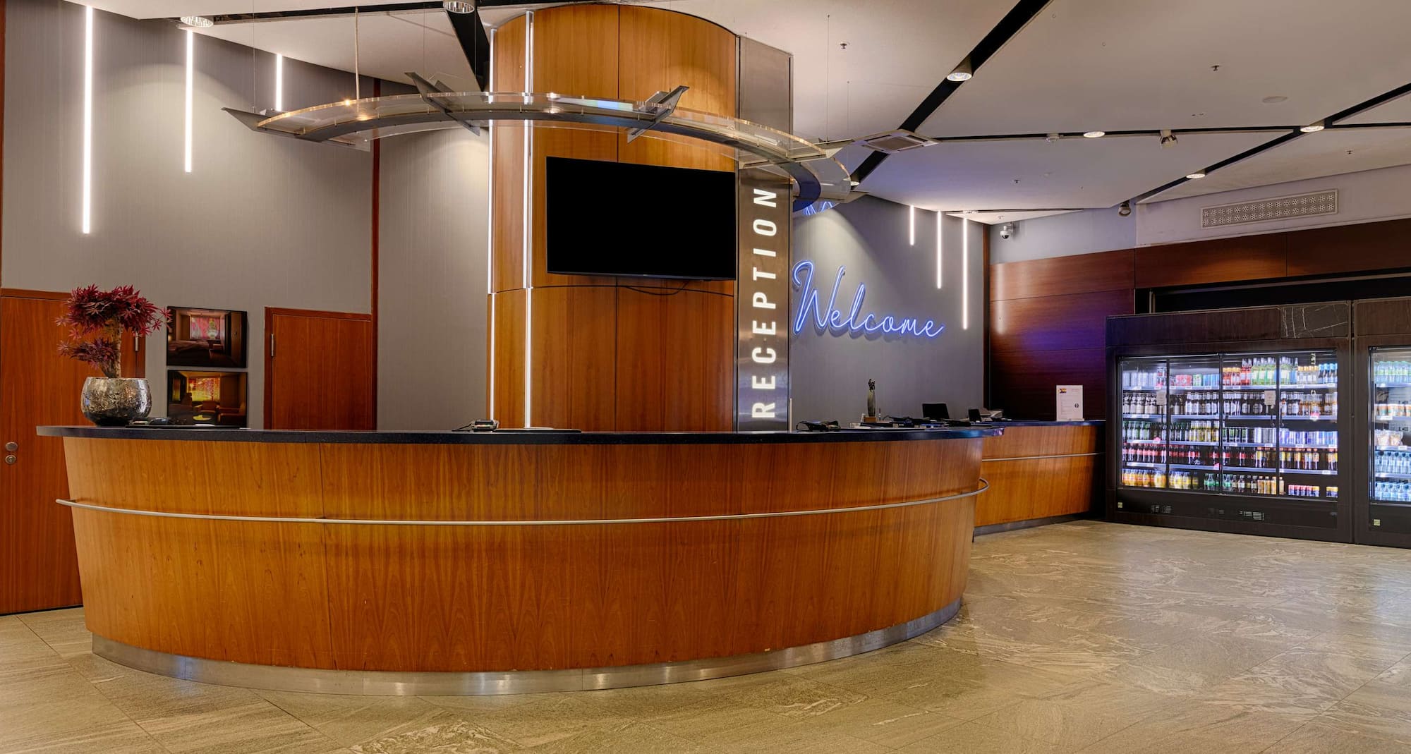 Park Inn by Radisson Berlin Alexanderplatz - Reception